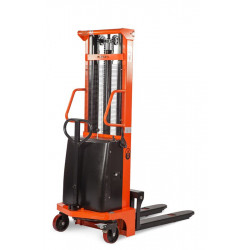Штабелер гидравлический с электроподъемом
2,0 т 2,0 м TOR CTD20/20 Штабелер гидравлический с электроподъемом
2,0 т 2,0 м TOR CTD20/20